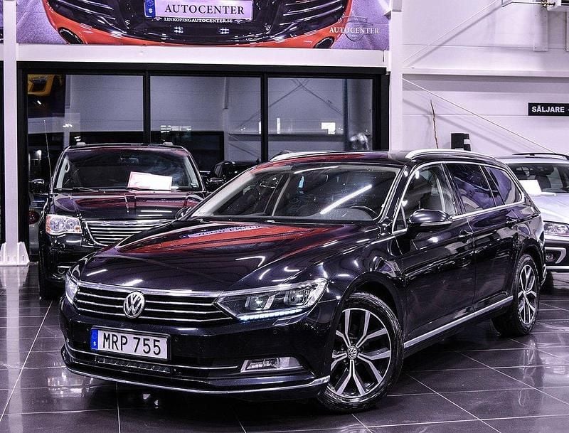 Svart Begagnad 2015 VW Passat GT Kombi | 134 900 kr (Marknadspris) - Bild 1/4