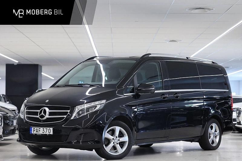 Svart Begagnad 2017 Mercedes E250 Avantgarde Van | 394 900 kr - Bild 1/3