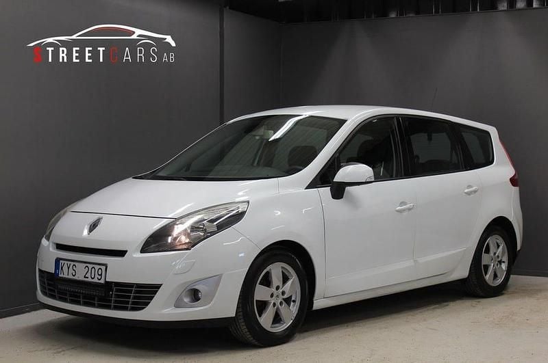 Vit Begagnad 2011 Renault Scénic III Minibuss | 39 900 kr (Bra pris) - Bild 1/4