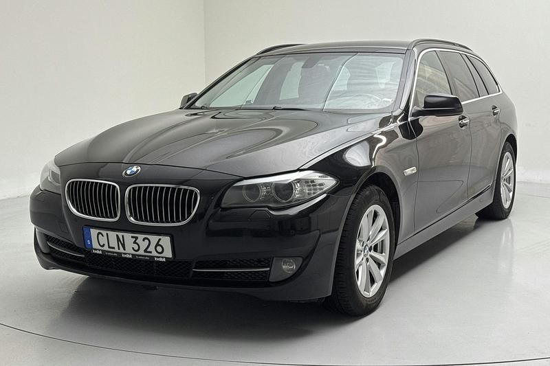 Svart Begagnad 2013 BMW 525 Kombi | 129 000 kr (Marknadspris) - Bild 1/4
