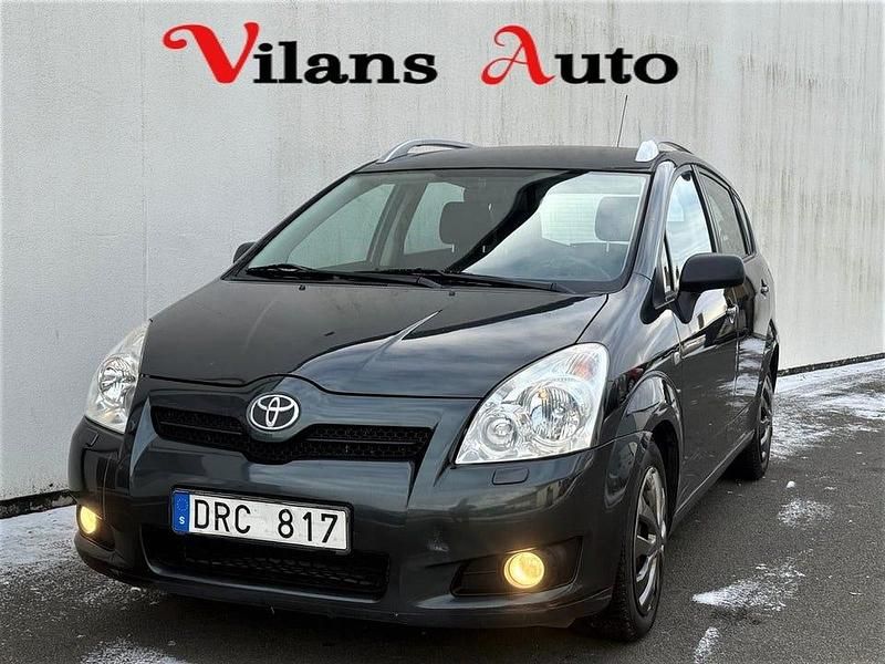 Mörkgrön (grön) Begagnad 2007 Toyota Corolla Verso Minibuss | 27 900 kr (Marknadspris) - Bild 1/4