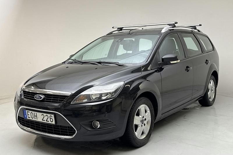 Svart Begagnad 2010 Ford Focus Titanium Kombi | 28 000 kr (Bra pris) - Bild 1/4