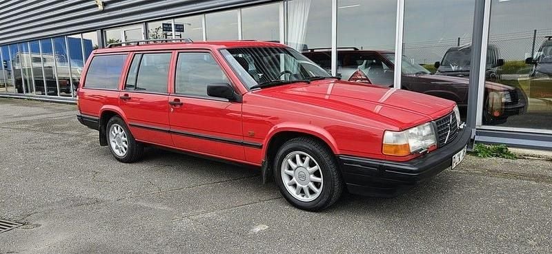 Begagnad Volvo 940 116 HK (85 kW) 1994 Röd Kombi