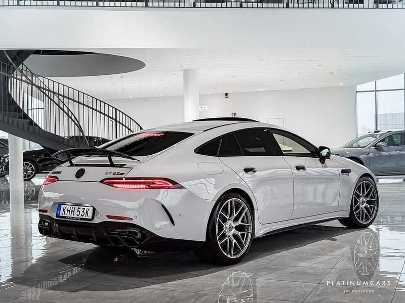 Begagnad Mercedes AMG GT 63 AMG 639 HK (469 kW) 2021 Hightechsilver Sportkupé