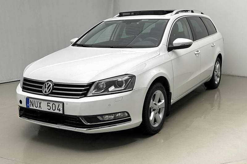 Vit Begagnad 2013 VW Passat Kombi | 59 000 kr (Superpris) - Bild 1/4