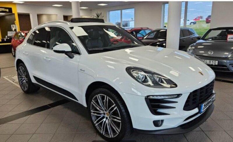 Vit Begagnad 2017 Porsche Macan S Sport SUV | 359 500 kr (Marknadspris) - Bild 1/4