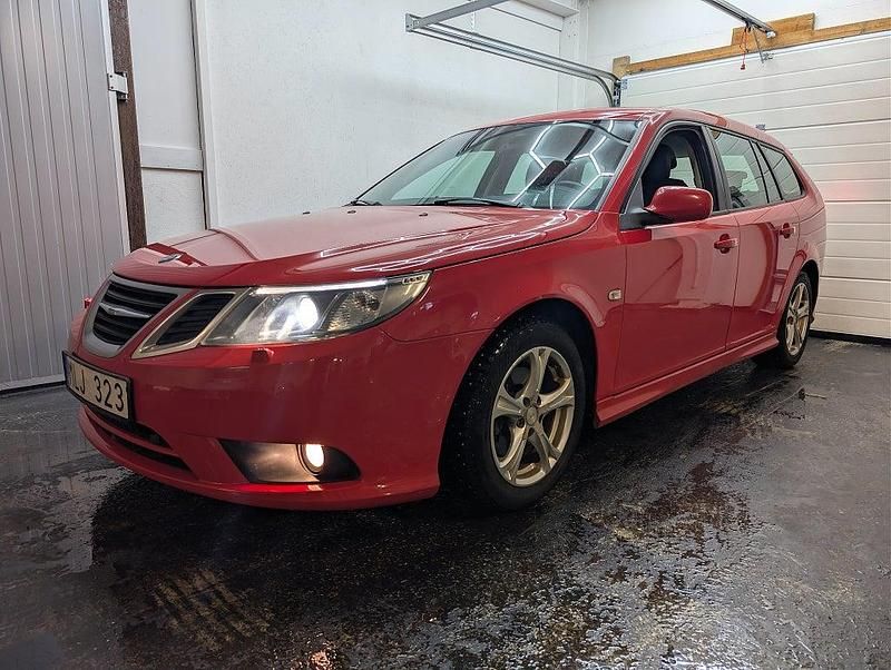 Röd Begagnad 2008 Saab 9-3 Vector Kombi | 39 900 kr (Marknadspris) - Bild 1/4