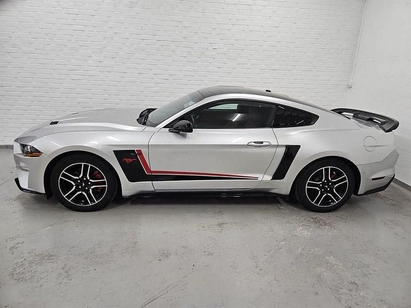 Begagnad Ford Mustang 290 HK (213 kW) 2019 Ljusgrå (grå) Sportkupé