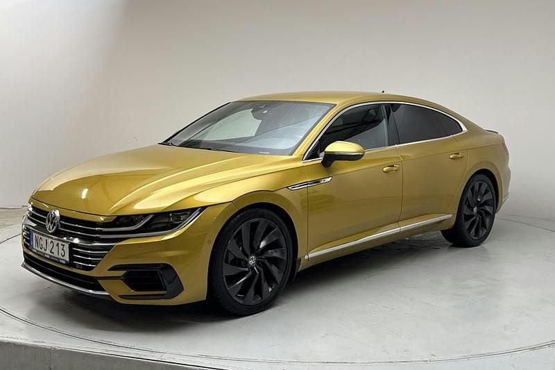 Gul Begagnad 2019 VW Arteon Halvkombi | 218 000 kr (Superpris) - Bild 1/4