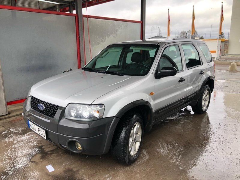 Ford maverick 2004