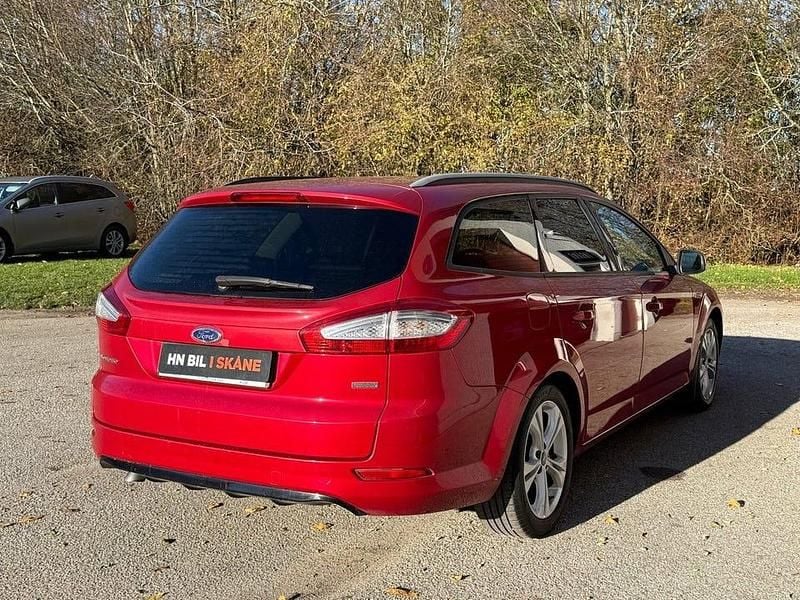 Begagnad Ford Mondeo Sport 116 HK (85 kW) 2013 Röd Kombi