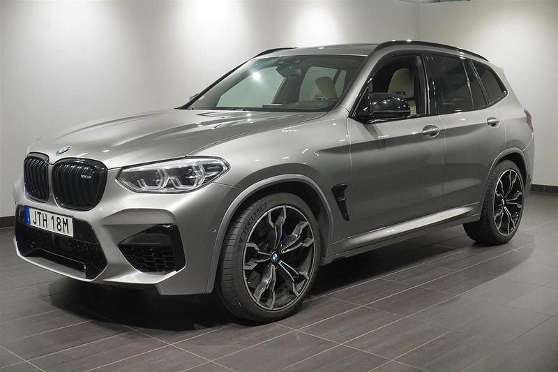 Grå Begagnad 2019 BMW X3 Competition Edition SUV | 649 800 kr (Marknadspris) - Bild 1/2