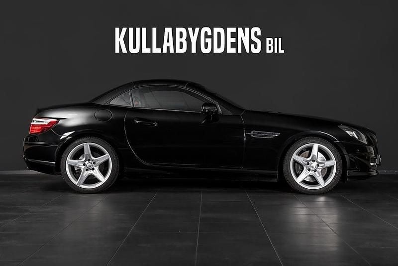Begagnad Mercedes SLK250 AMG 204 HK (150 kW) 2011 Svart Cab