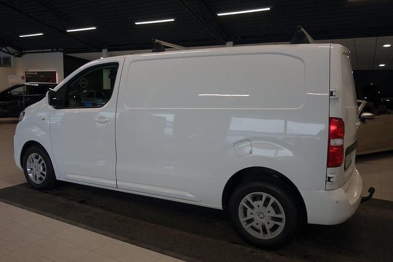 Begagnad Peugeot Expert 122 HK (89 kW) 2020 Vit Van