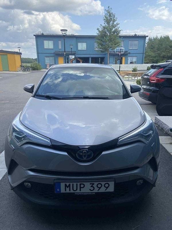 Begagnad 2018 Toyota C-HR Executive SUV | 199 900 kr - Bild 1/1