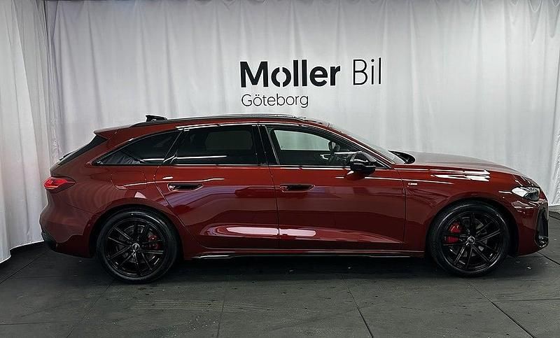 Ny Audi A5 Sport 2025 Röd Kombi