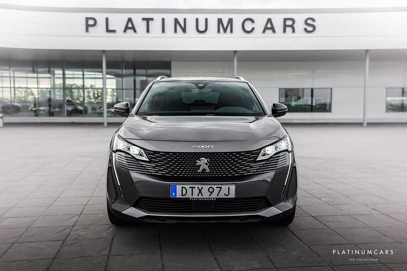 Begagnad Peugeot 5008 GT-line 131 HK (96 kW) 2023 Grå Minibuss