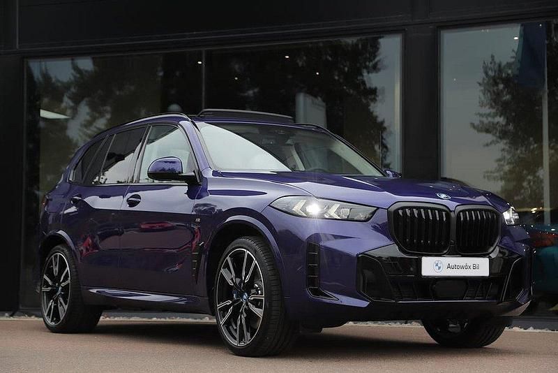 Blå Begagnad 2024 BMW X5 M Sport SUV | 1 249 000 kr (Lite dyr) - Bild 1/2