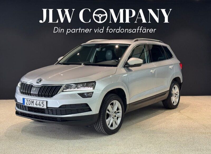 Begagnad 2018 Skoda Karoq Business Line SUV | 198 000 kr (Marknadspris) - Bild 1/4
