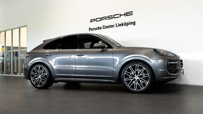 Begagnad Porsche Cayenne 2025 Grå SUV