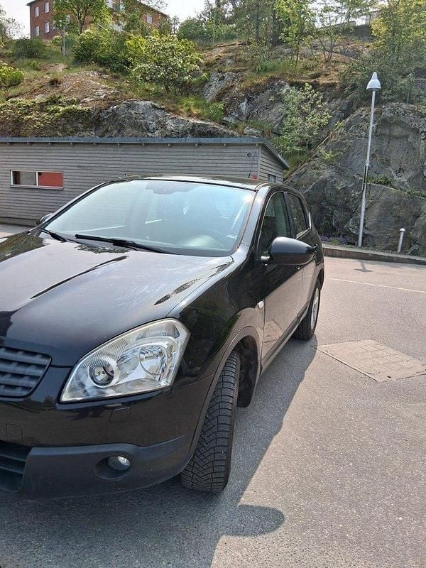 Begagnad 2008 Nissan Qashqai SUV | 41 000 kr - Bild 1/4