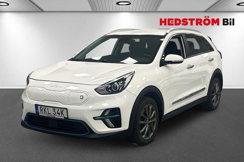 Vit Begagnad 2022 Kia e-Niro Advance SUV | 245 000 kr (Bra pris) - Bild 1/4