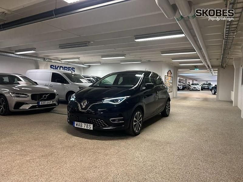 Begagnad Renault Zoe Intens 100 kW (137 HK) 2023 Svart Halvkombi