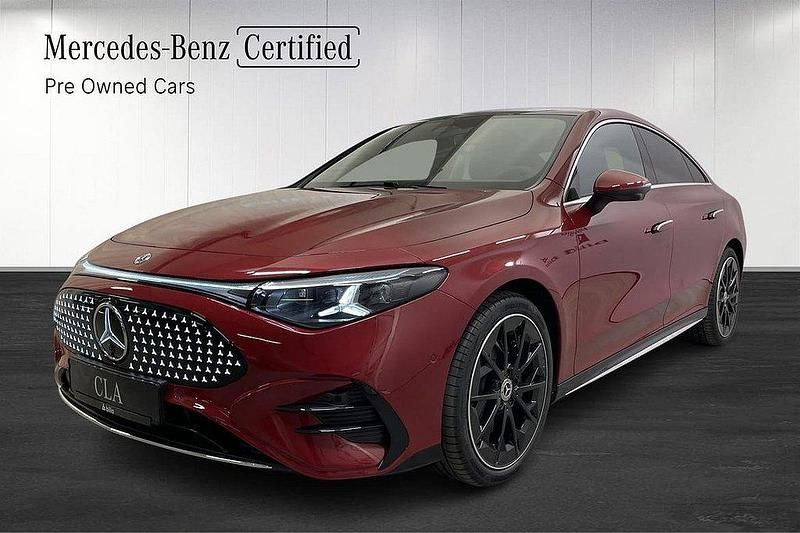 Röd Ny 2025 Mercedes CLA 250+ AMG line Sedan | 703 200 kr - Bild 1/4