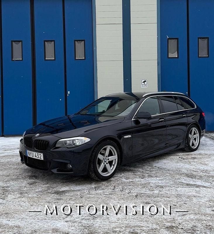 Begagnad BMW 520 M Sport 184 HK (135 kW) 2012 Svart Kombi