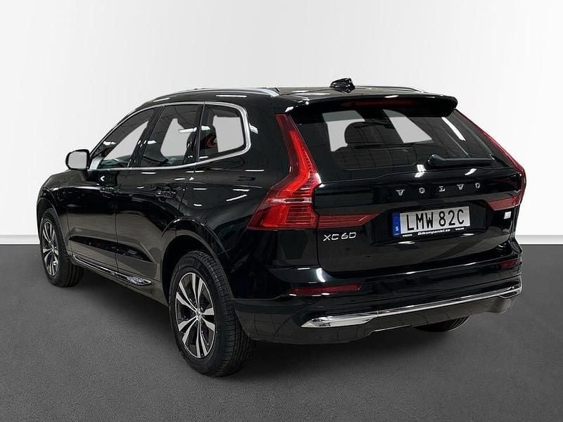 Begagnad Volvo XC60 Inscription 344 HK (253 kW) 2022 Svart SUV