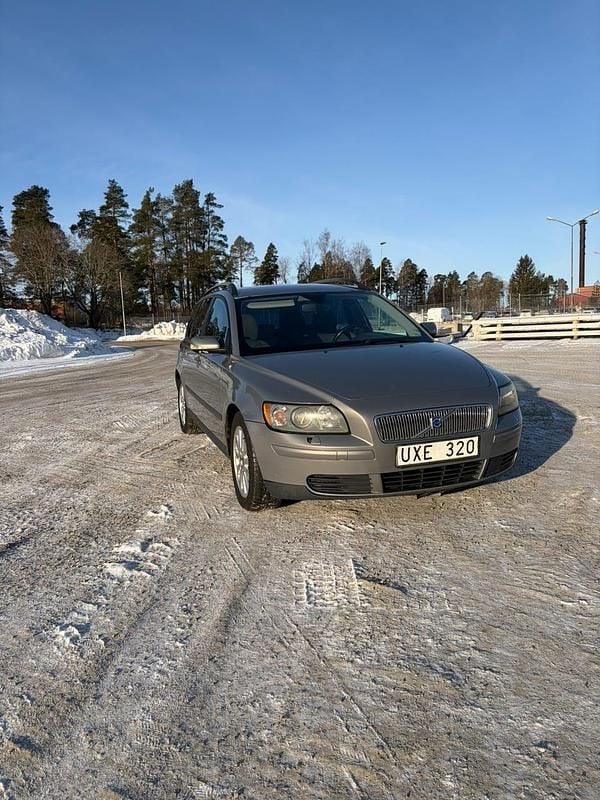 Begagnad Volvo V50 140 HK (102 kW) 2004 Kombi