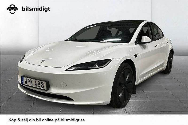 Vit Begagnad 2024 Tesla Model 3 Long Range AWD Sedan | 439 900 kr - Bild 1/3