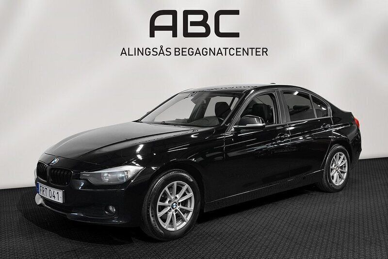 Svart Begagnad 2013 BMW 316 Sedan | 84 900 kr (Marknadspris) - Bild 1/4