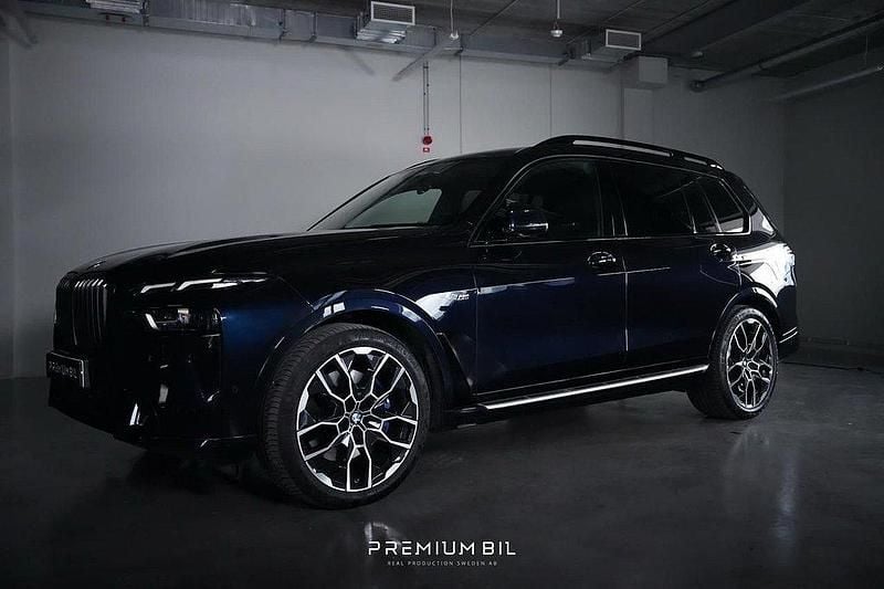 Begagnad 2024 BMW X7 M Sport SUV | 969 000 kr - Bild 1/4