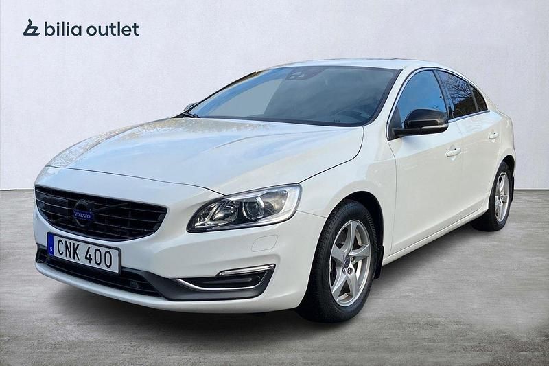 Vit Begagnad 2014 Volvo S60 Momentum Sedan | 189 900 kr (Marknadspris) - Bild 1/4