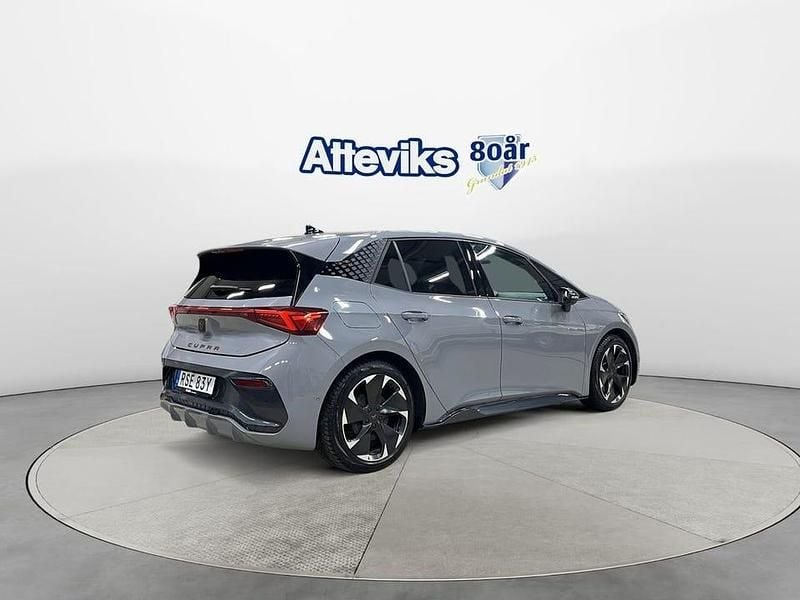 Begagnad Cupra Born 169 kW (231 HK) 2023 Grå Halvkombi