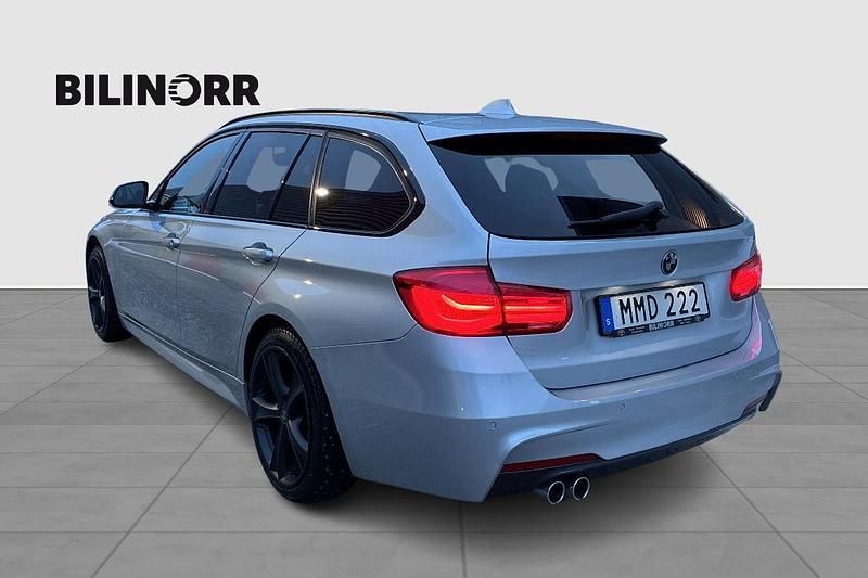 Begagnad BMW 330 258 HK (189 kW) 2017 Silver Kombi