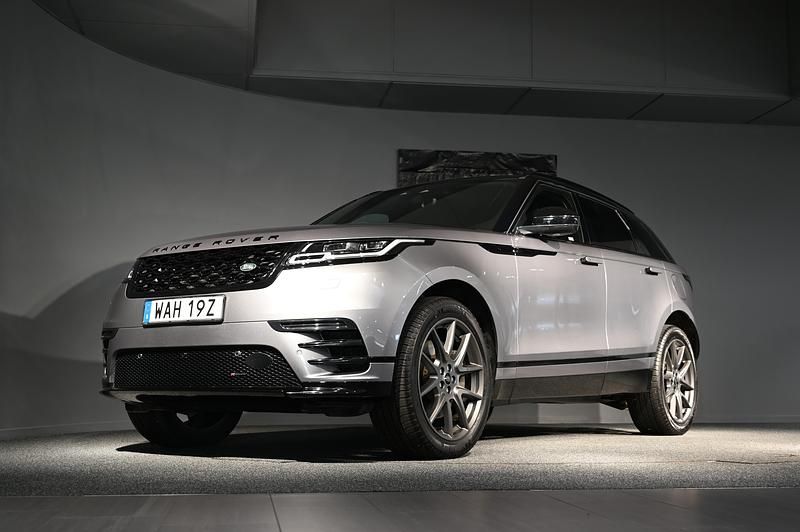 Begagnad Land Rover Range Rover Velar 2023 Grå SUV