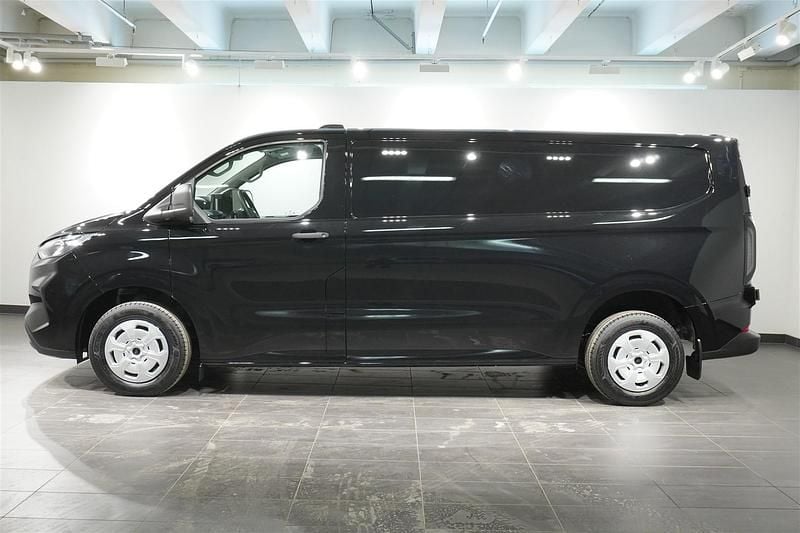 Ny Ford Transit Custom 2026 Svart Sedan