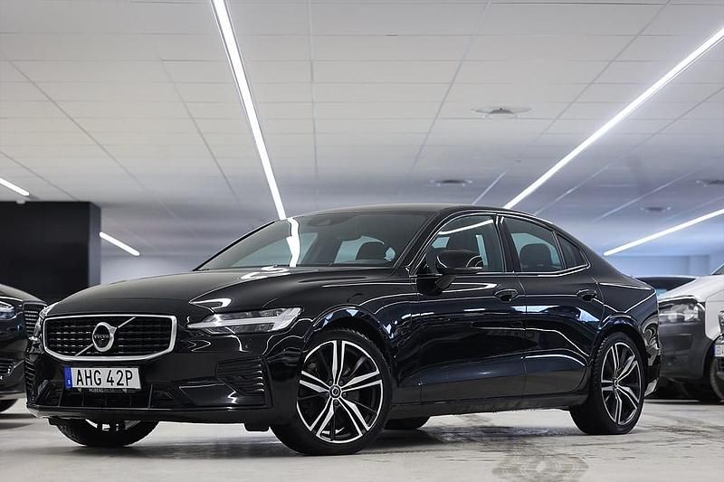 Begagnad Volvo S60 2020 Svart Sedan