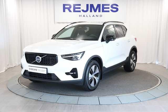 Begagnad 2025 Volvo XC40 SUV | 389 500 kr (Marknadspris) - Bild 1/4
