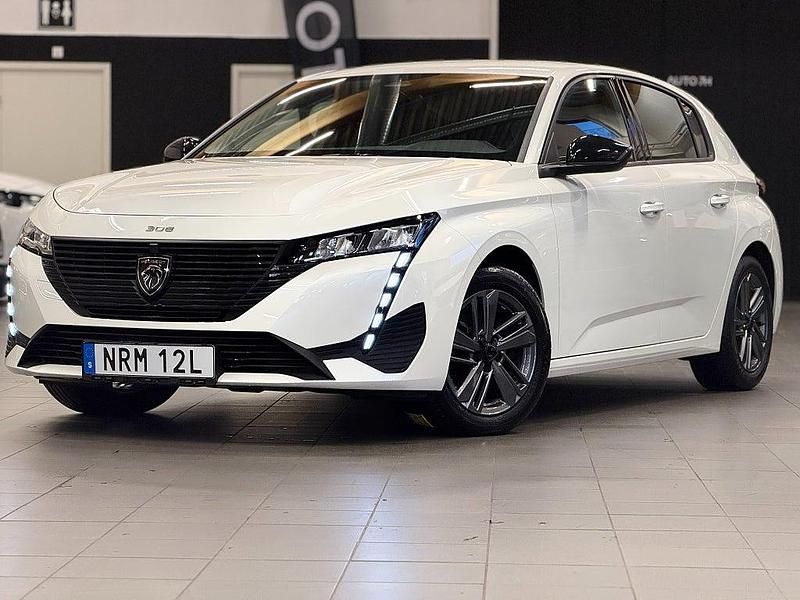 Vit Begagnad 2022 Peugeot 308 Halvkombi | 189 900 kr (Marknadspris) - Bild 1/4
