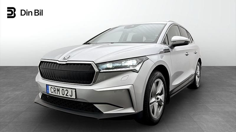 Silver Begagnad 2023 Skoda Enyaq iV SUV | 359 900 kr (Marknadspris) - Bild 1/4