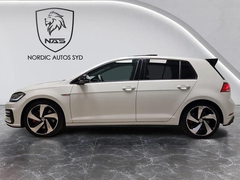 Begagnad VW Golf VII GTI 245 HK (180 kW) 2017 Vit Halvkombi