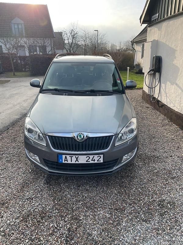 Begagnad 2013 Skoda Fabia Kombi | 70 000 kr (Dyr) - Bild 1/4