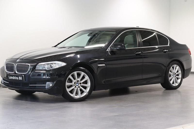 Svart Begagnad 2011 BMW 535 Sedan | 209 000 kr (Marknadspris) - Bild 1/4