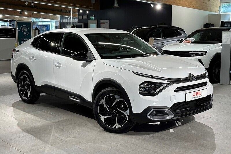 Vit banquise Begagnad 2023 Citroën C4 PureTech SUV | 249 900 kr (Marknadspris) - Bild 1/4