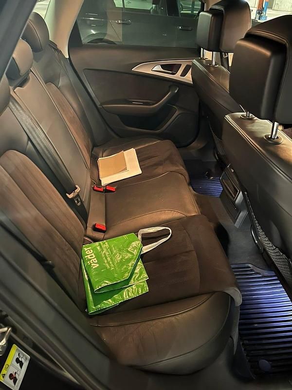 Begagnad Audi A6 Allroad 218 HK (160 kW) 2015 Kombi