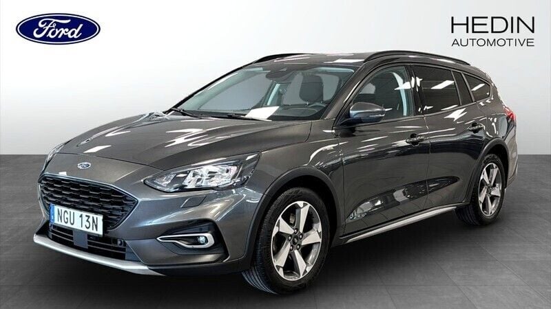 Grå (grey) Begagnad 2021 Ford Focus Active Kombi | 189 900 kr (Marknadspris) - Bild 1/4