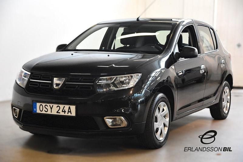 Svart Begagnad 2020 Dacia Sandero Halvkombi | 89 900 kr (Bra pris) - Bild 1/4